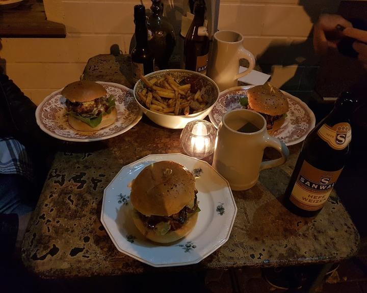 Henriette Burger Bar